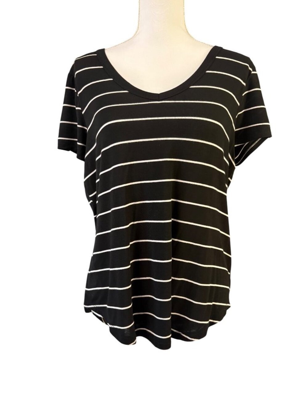 SO Black & White Striped Y2K Casual Short Sleeve Classic Soft Girl Top Womens L